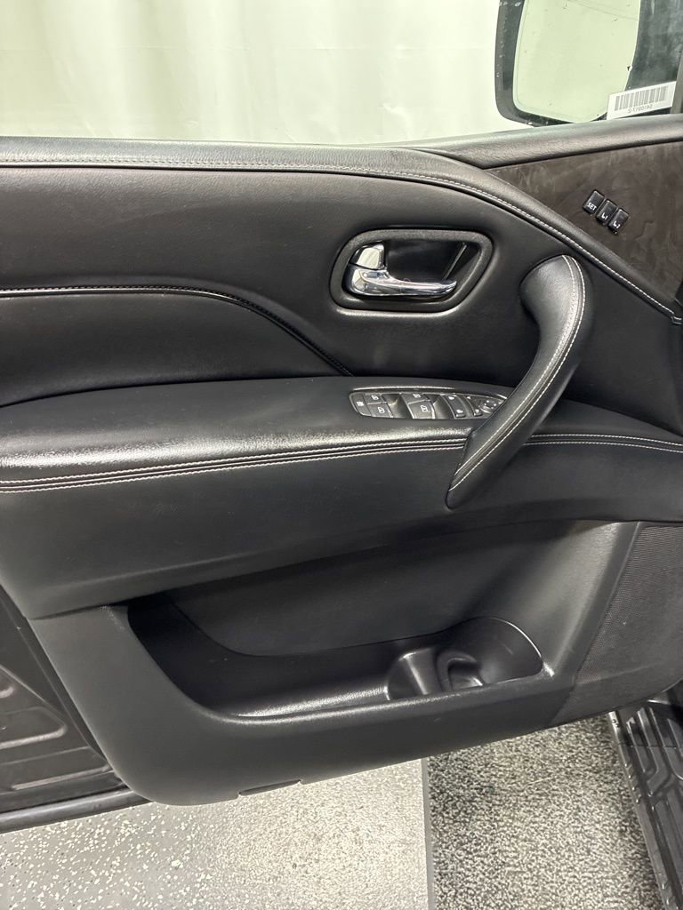 Used 2024 INFINITI QX80 Luxe image 13