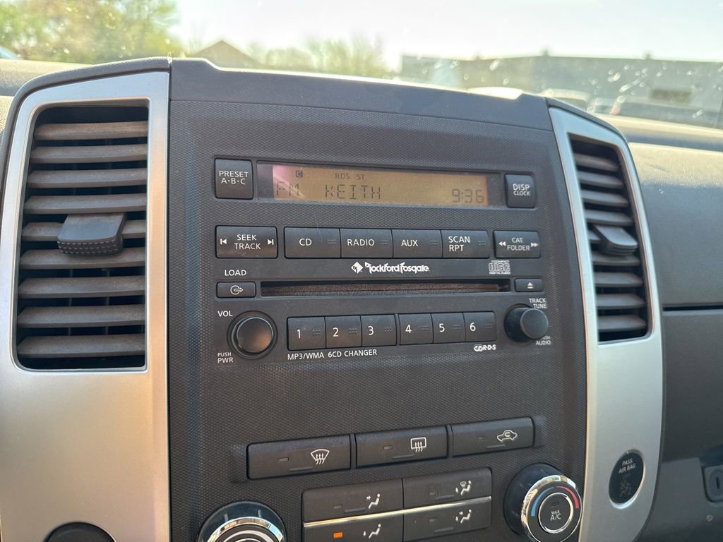 Used 2010 Nissan Xterra Off-Road image 11