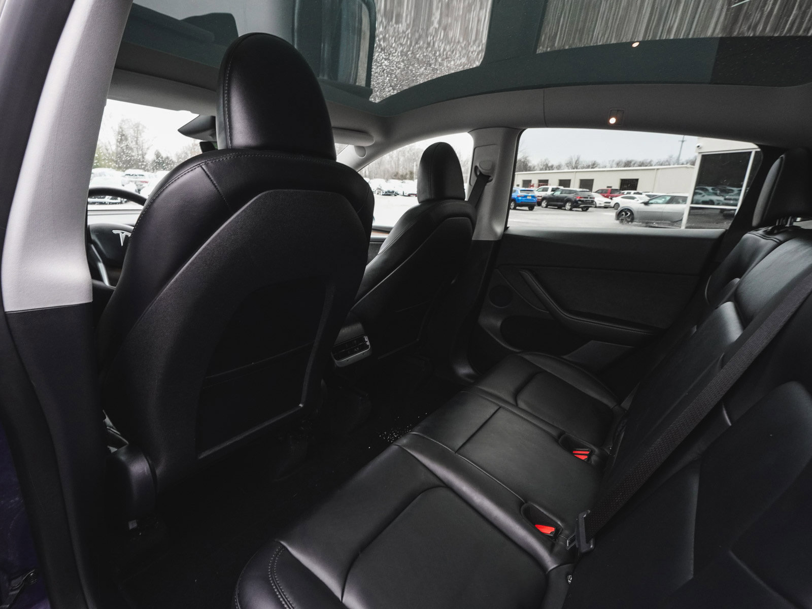 Used 2024 Tesla Model Y Long Range image 30