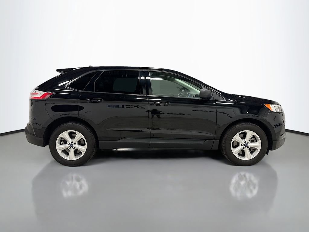 Used 2022 Ford Edge SE image 8