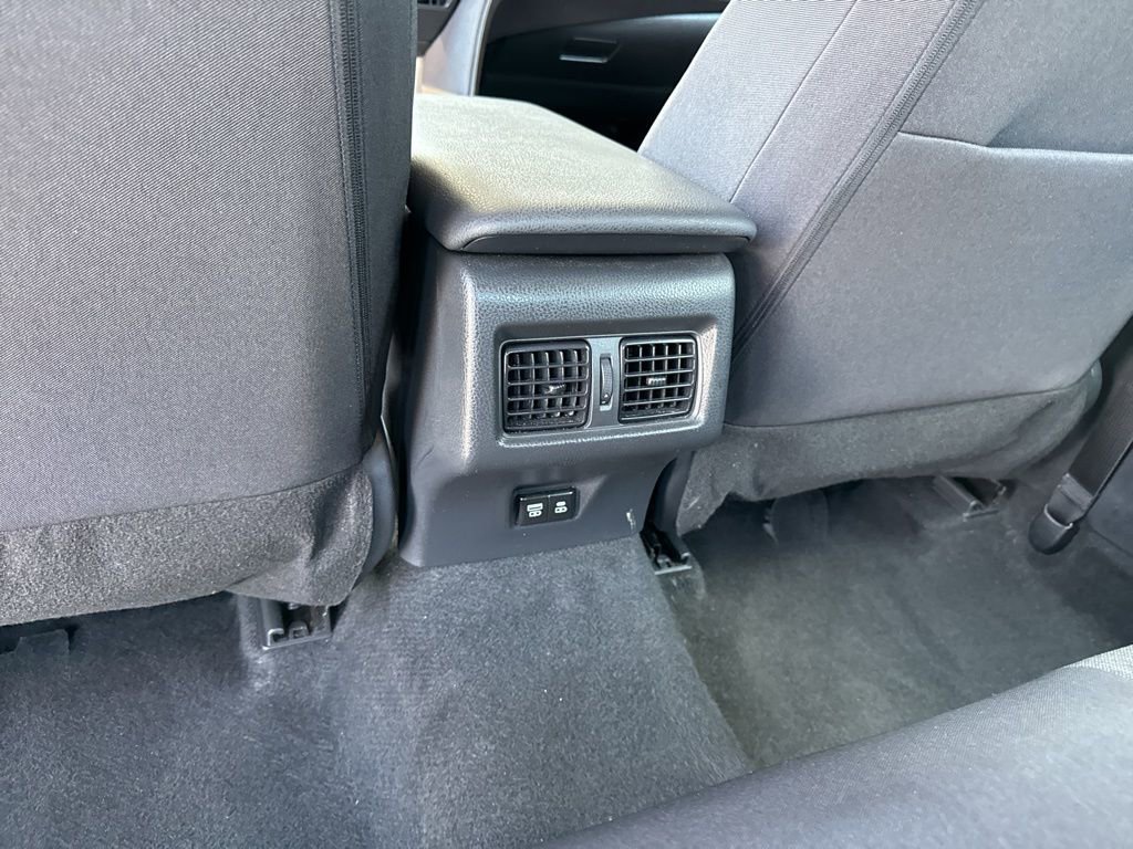 Used 2025 Toyota Camry XSE FWD image 24