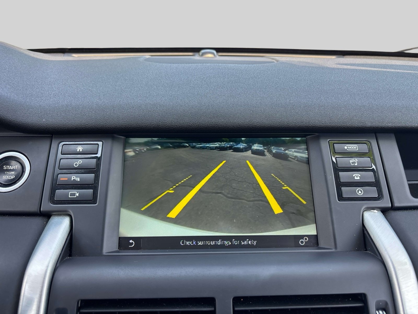 Used 2017 Land Rover Discovery Sport SE AWD/4WD image 20