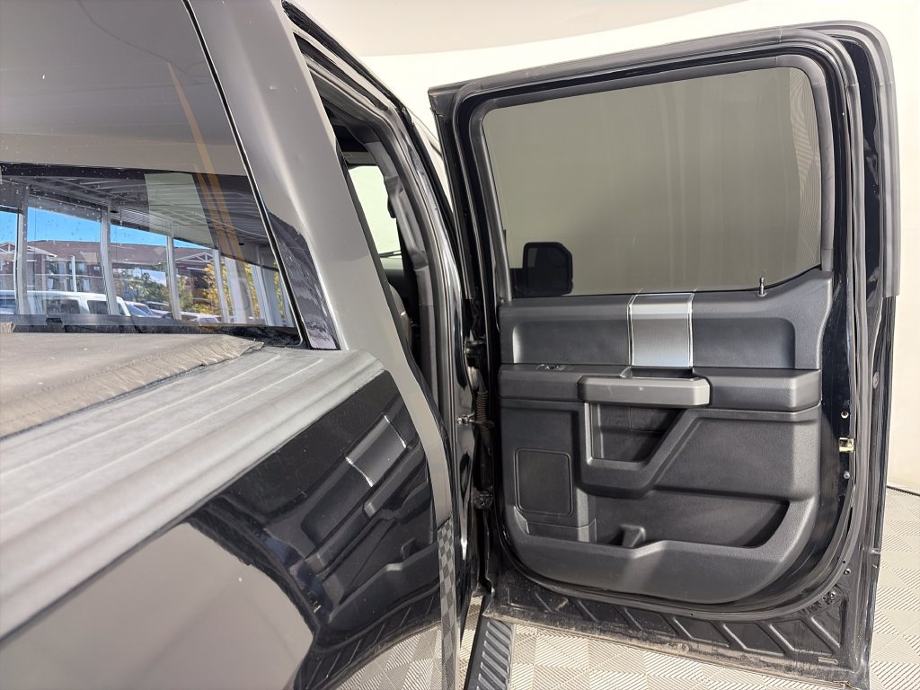 Used 2017 Ford F150 XLT w/ Equipment Group 302A Luxury AWD/4WD image 27