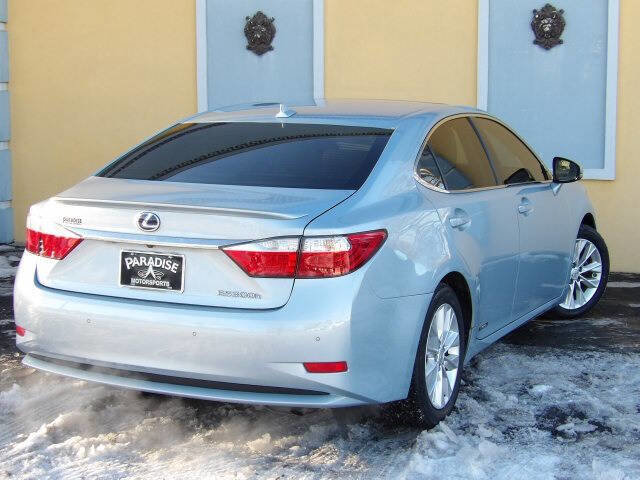 Used 2013 Lexus ES 300h w/ Luxury Pkg FWD image 5