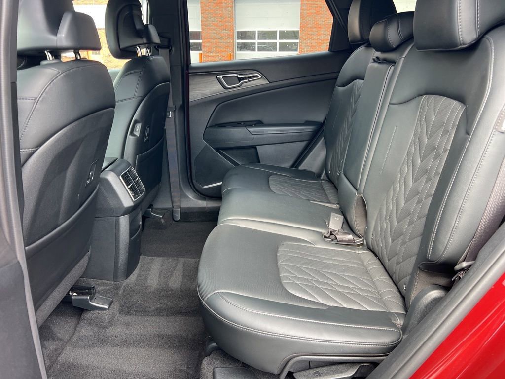 Used 2025 Kia Sportage X-Line AWD/4WD image 24