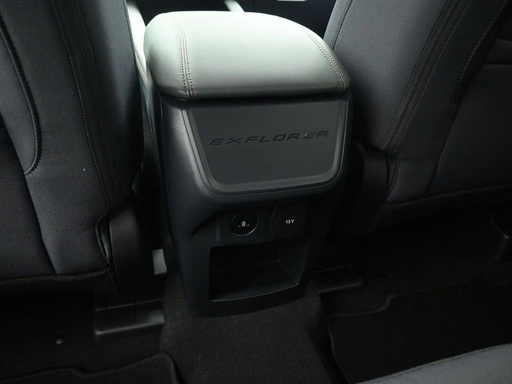 New 2026 Ford Explorer Active image 21