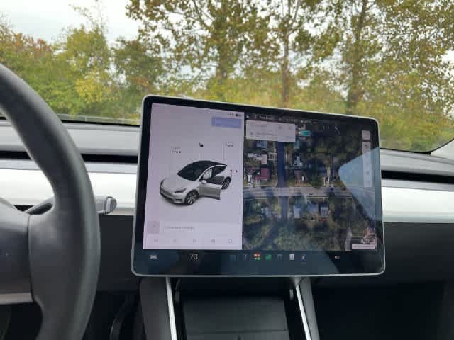 Used 2021 Tesla Model Y Long Range AWD/4WD image 15