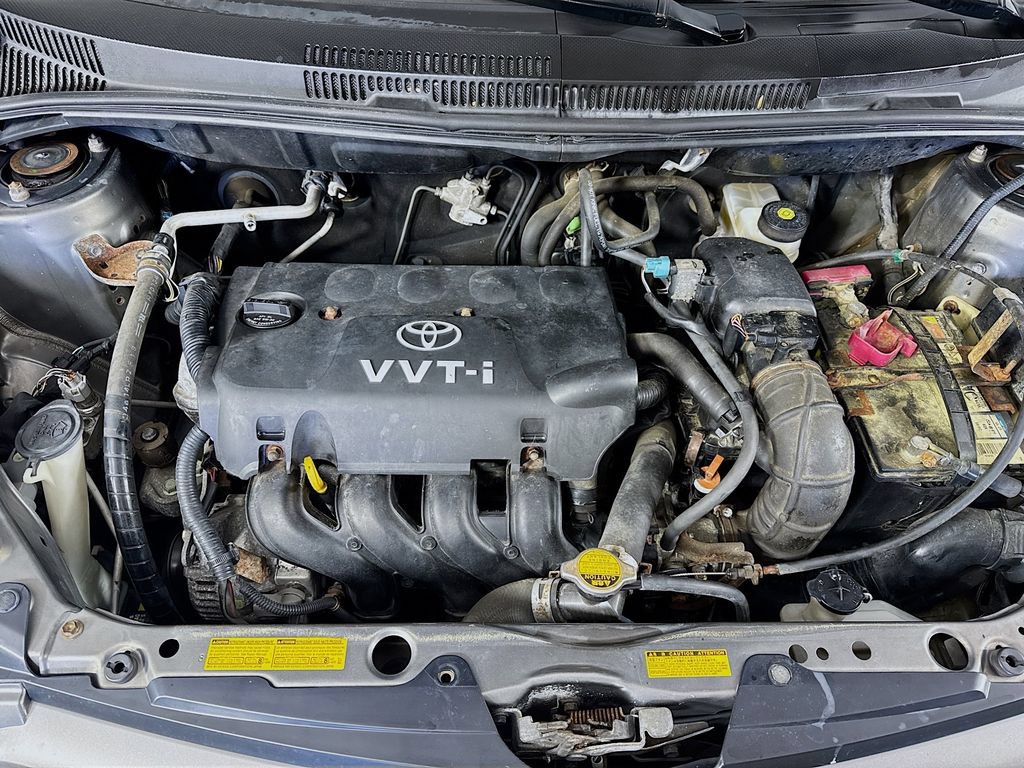 Used 2005 Scion xA FWD image 27