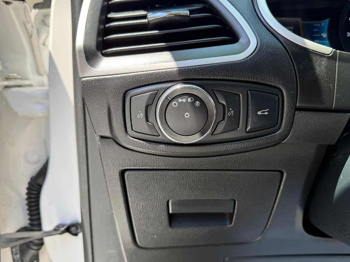 Used 2016 Ford Edge SEL w/ Equipment Group 201A FWD image 23