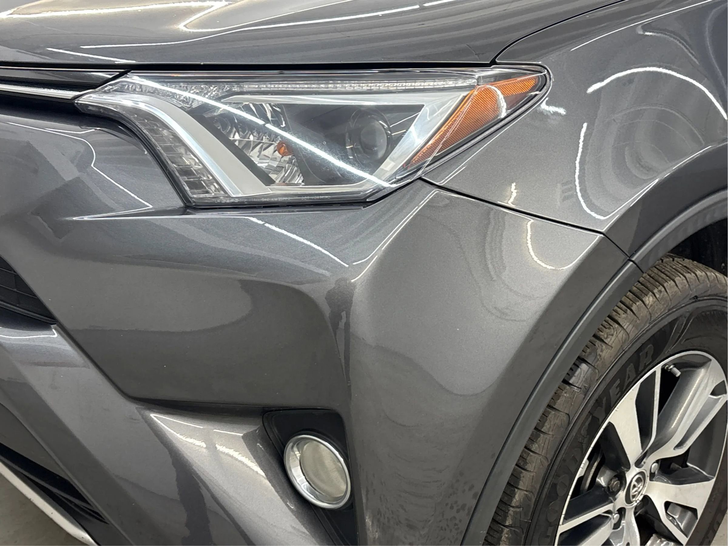 Used 2017 Toyota RAV4 XLE w/ Carpet Mat Package image 33