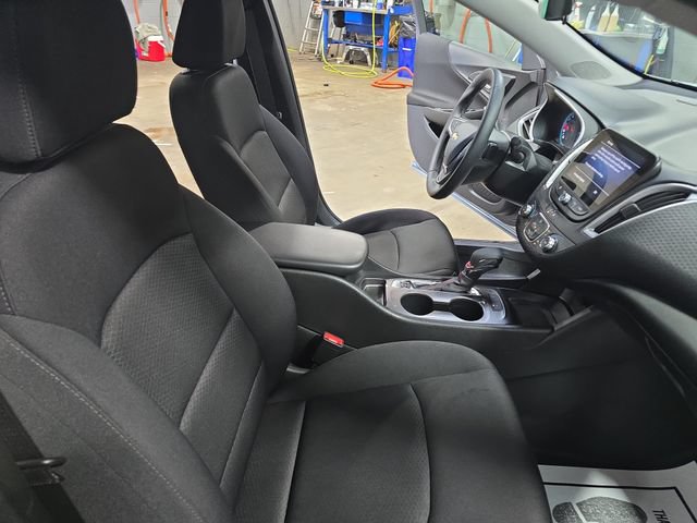 Used 2024 Chevrolet Malibu RS w/ LPO, Floor Liner Package FWD image 12