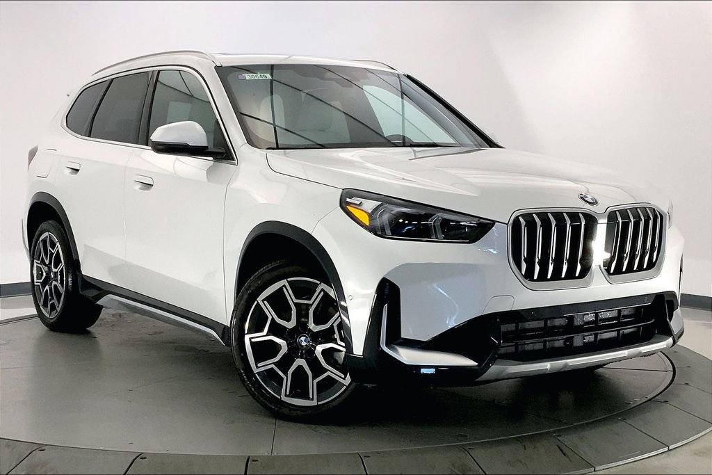 New 2026 BMW X1 xDrive28i w/ Convenience Package image 1