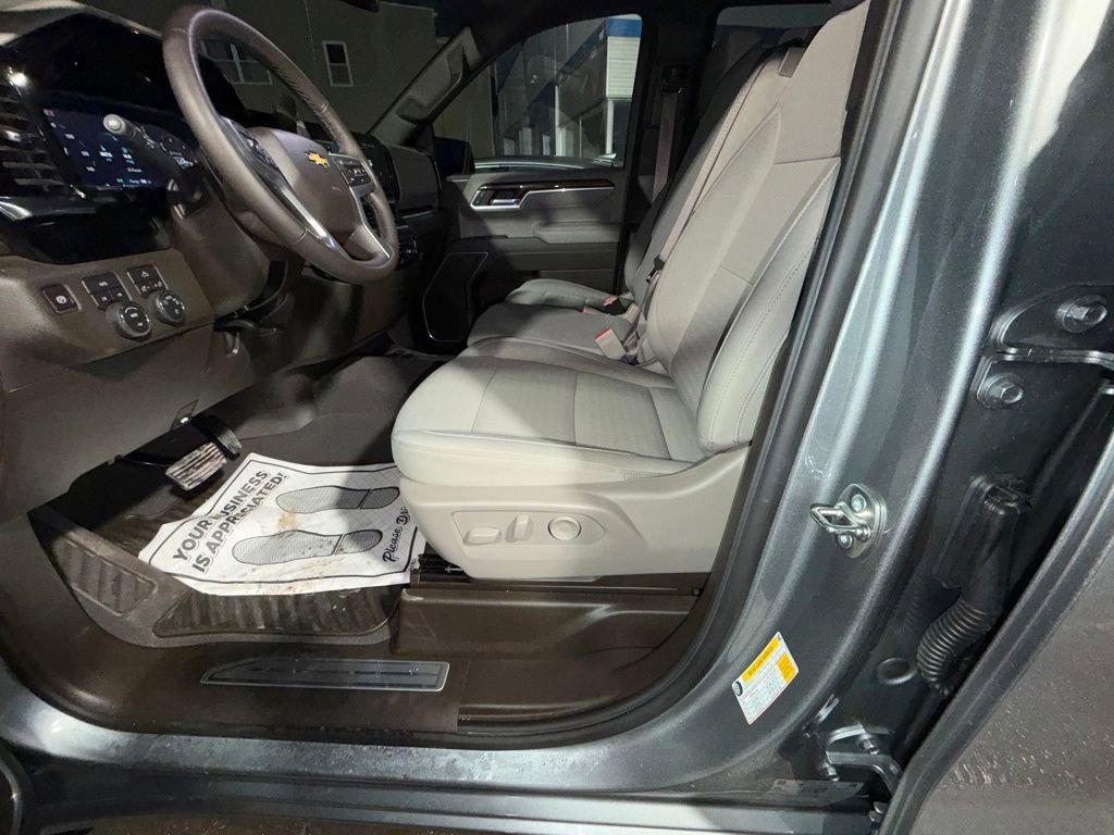 Used 2026 Chevrolet Silverado 1500 LT image 13