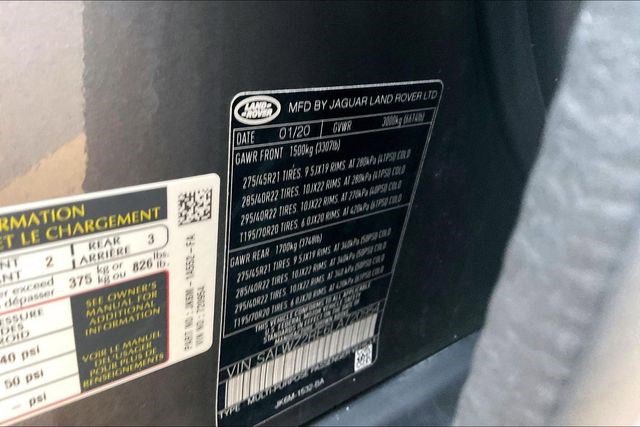 Used 2020 Land Rover Range Rover Sport SVR image 40