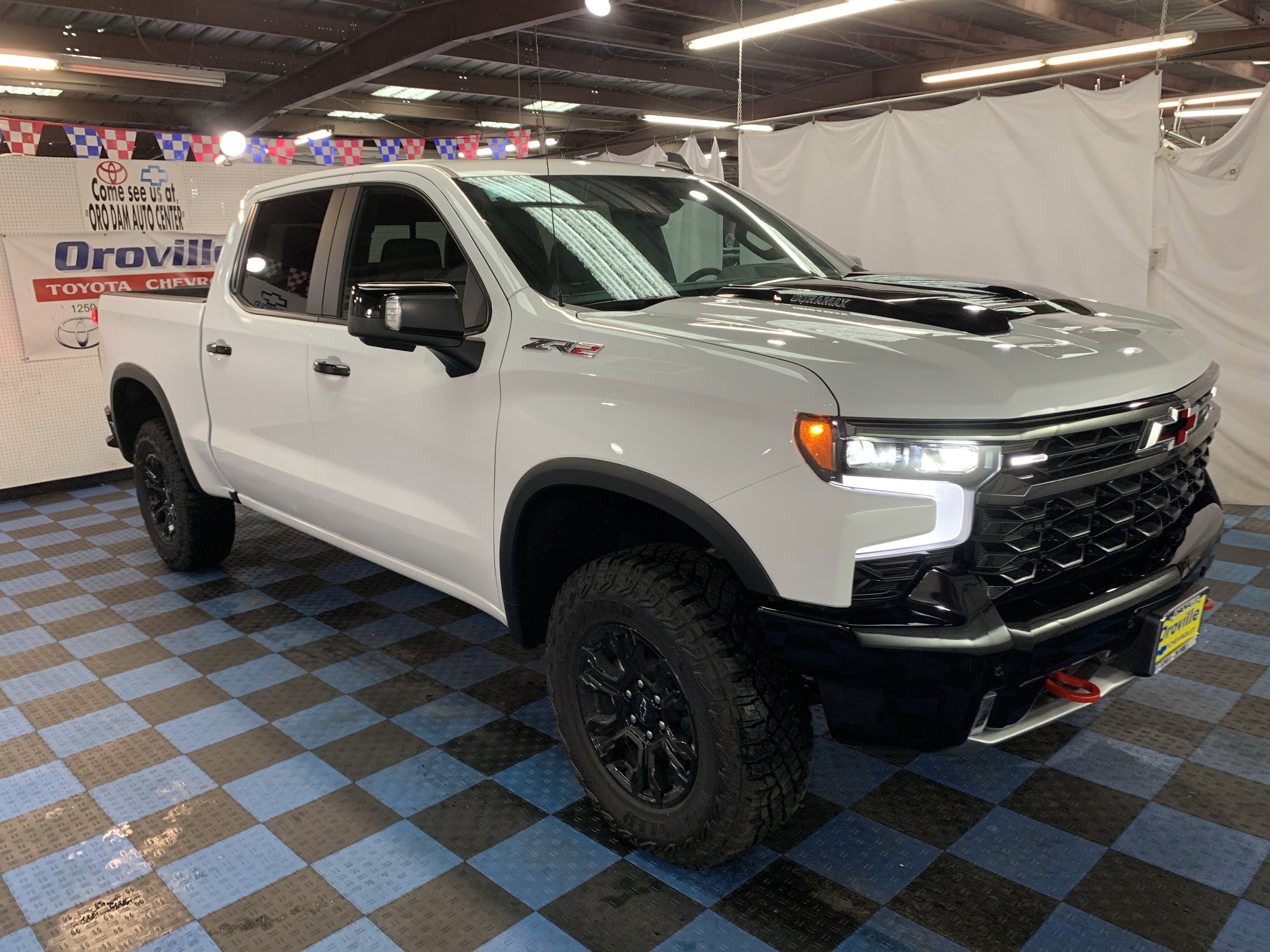 New 2025 Chevrolet Silverado 1500 ZR2 w/ Technology Package image 6
