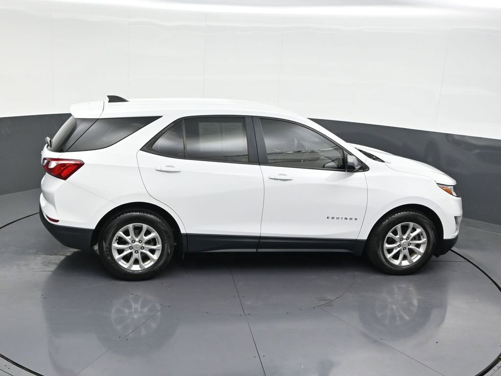 Used 2020 Chevrolet Equinox LS image 26