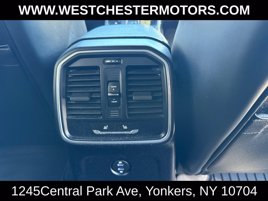 Used 2023 Porsche Macan AWD/4WD image 20