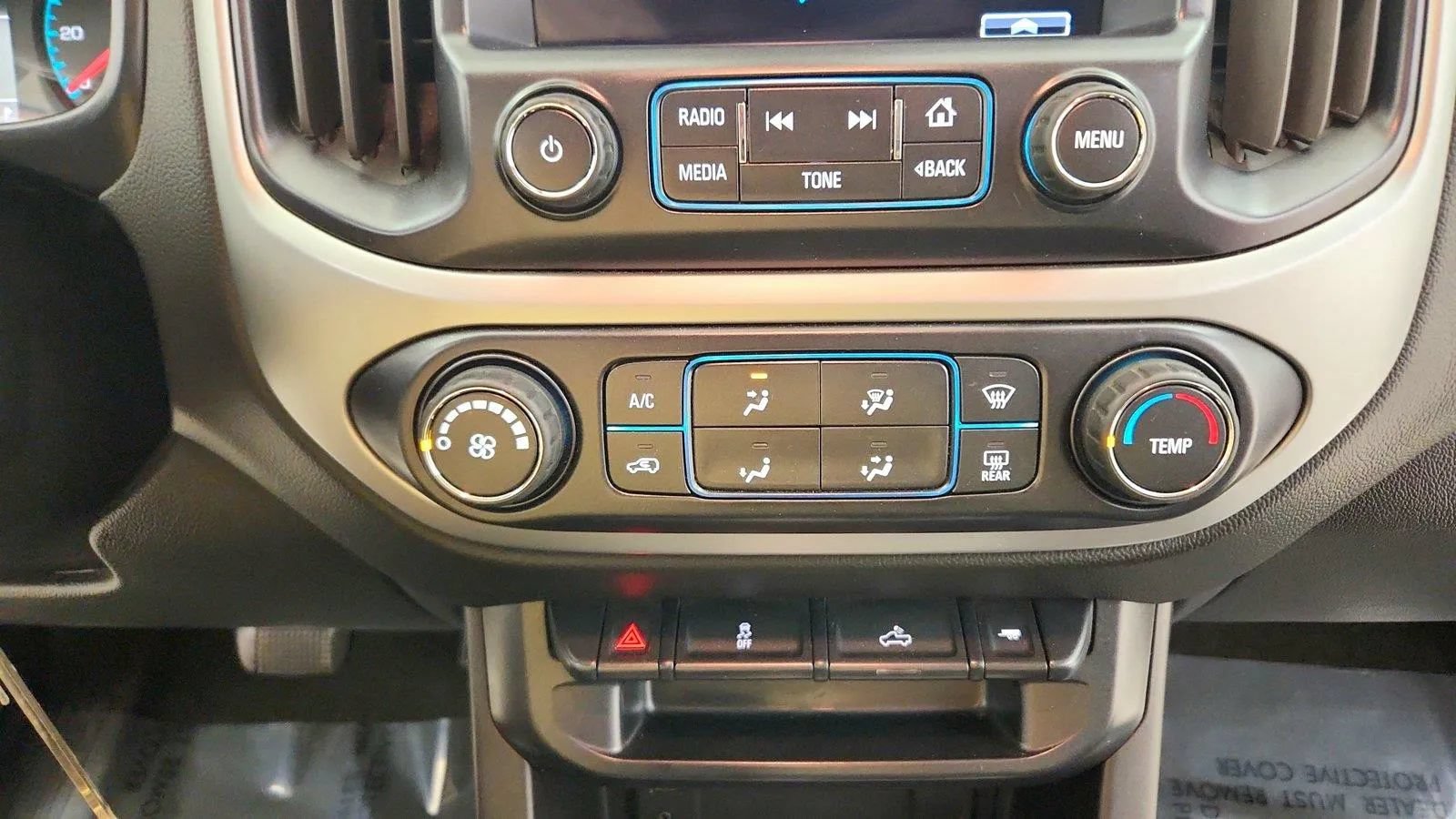 Used 2015 Chevrolet Colorado LT w/ LT Convenience Package RWD image 19