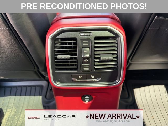 Used 2023 Porsche Macan Turbo AWD/4WD image 25