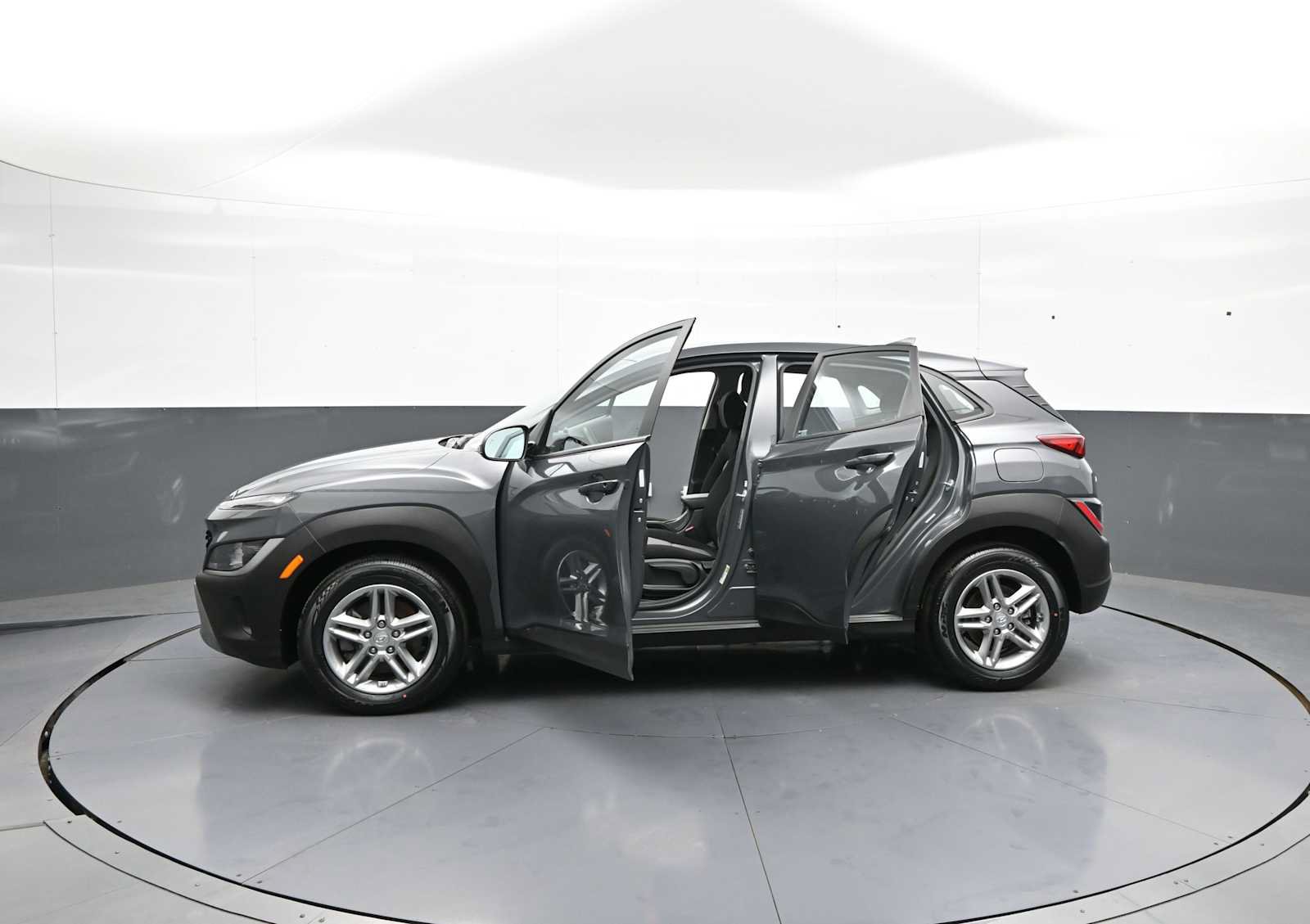 Used 2023 Hyundai Kona SE w/ Cargo Package AWD/4WD image 41
