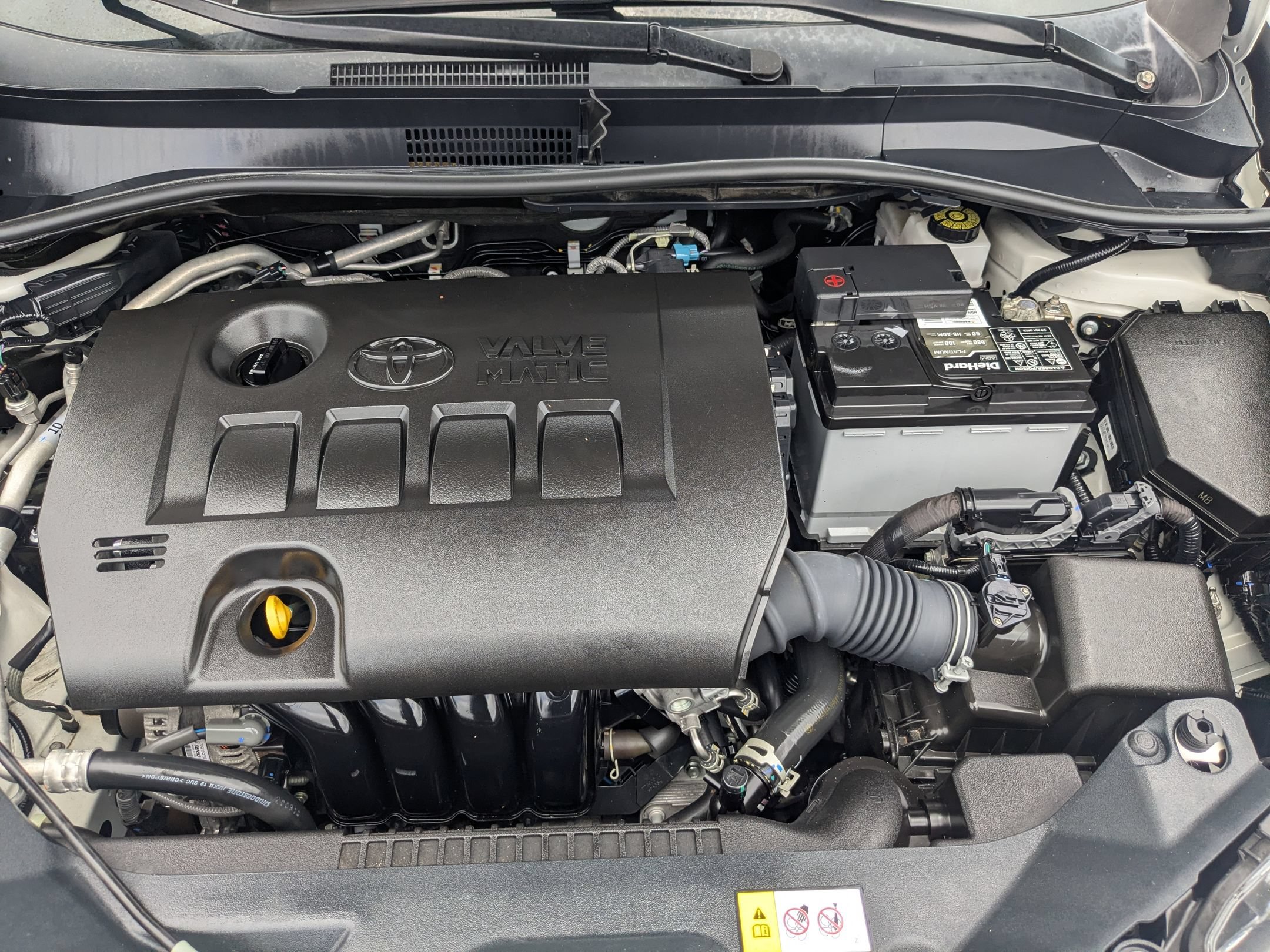 Used 2021 Toyota C-HR XLE FWD image 30