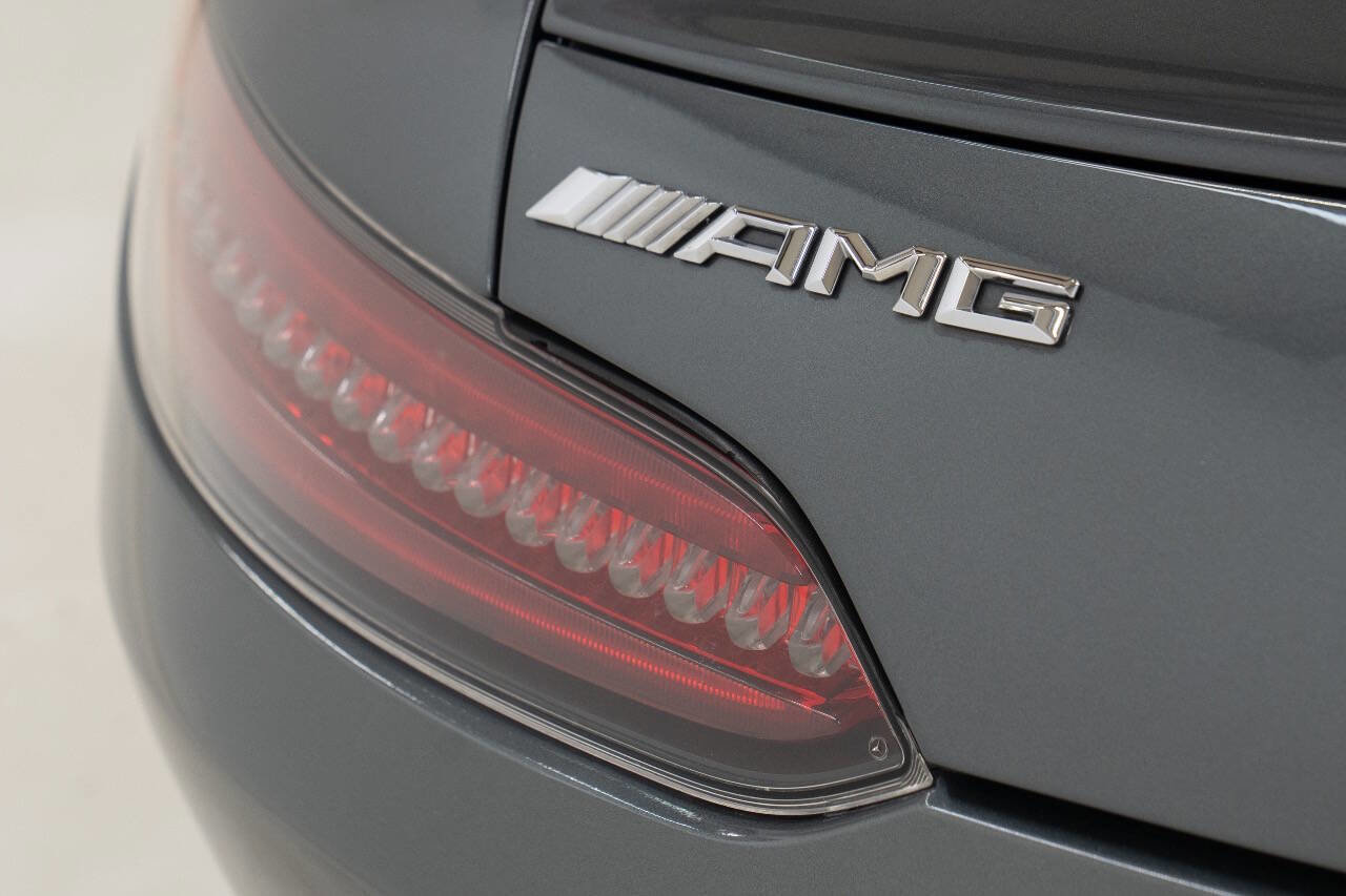 Used 2016 Mercedes-Benz AMG GT S image 16