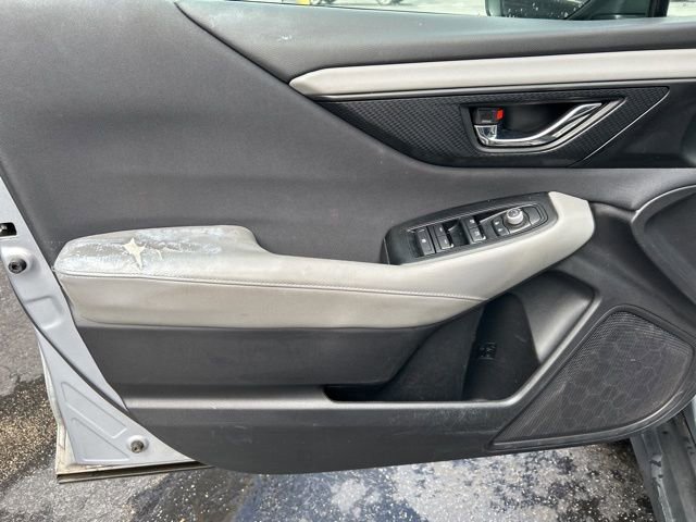 Used 2023 Subaru Outback Premium AWD/4WD image 25