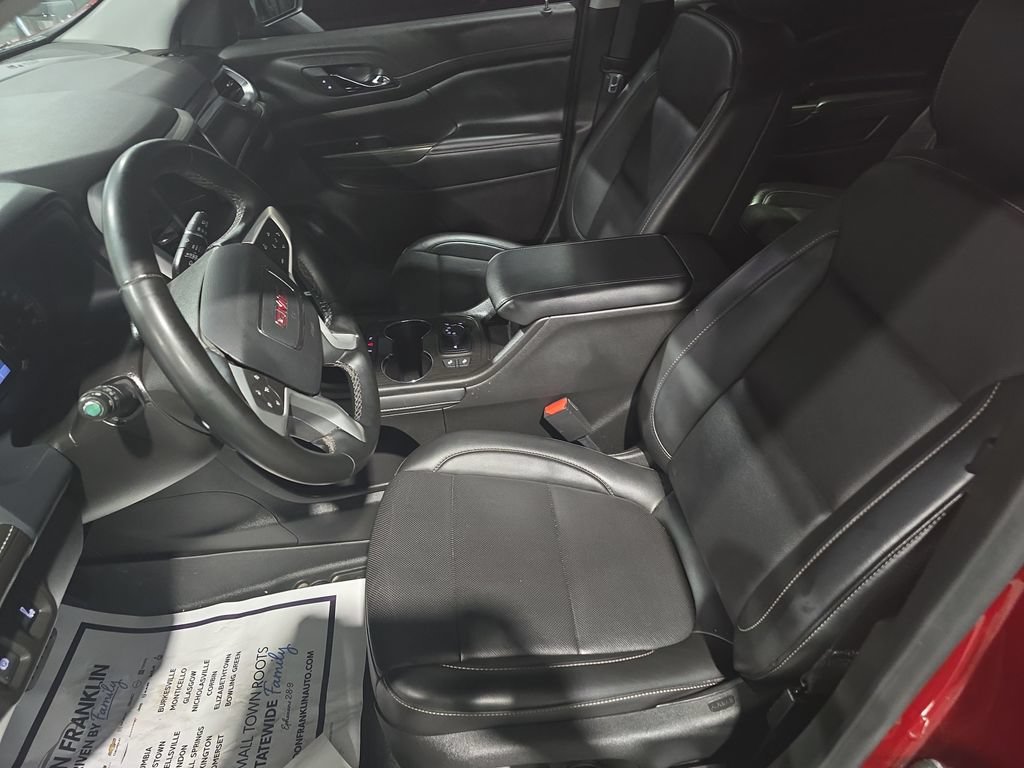 Used 2023 GMC Acadia SLT AWD/4WD image 13