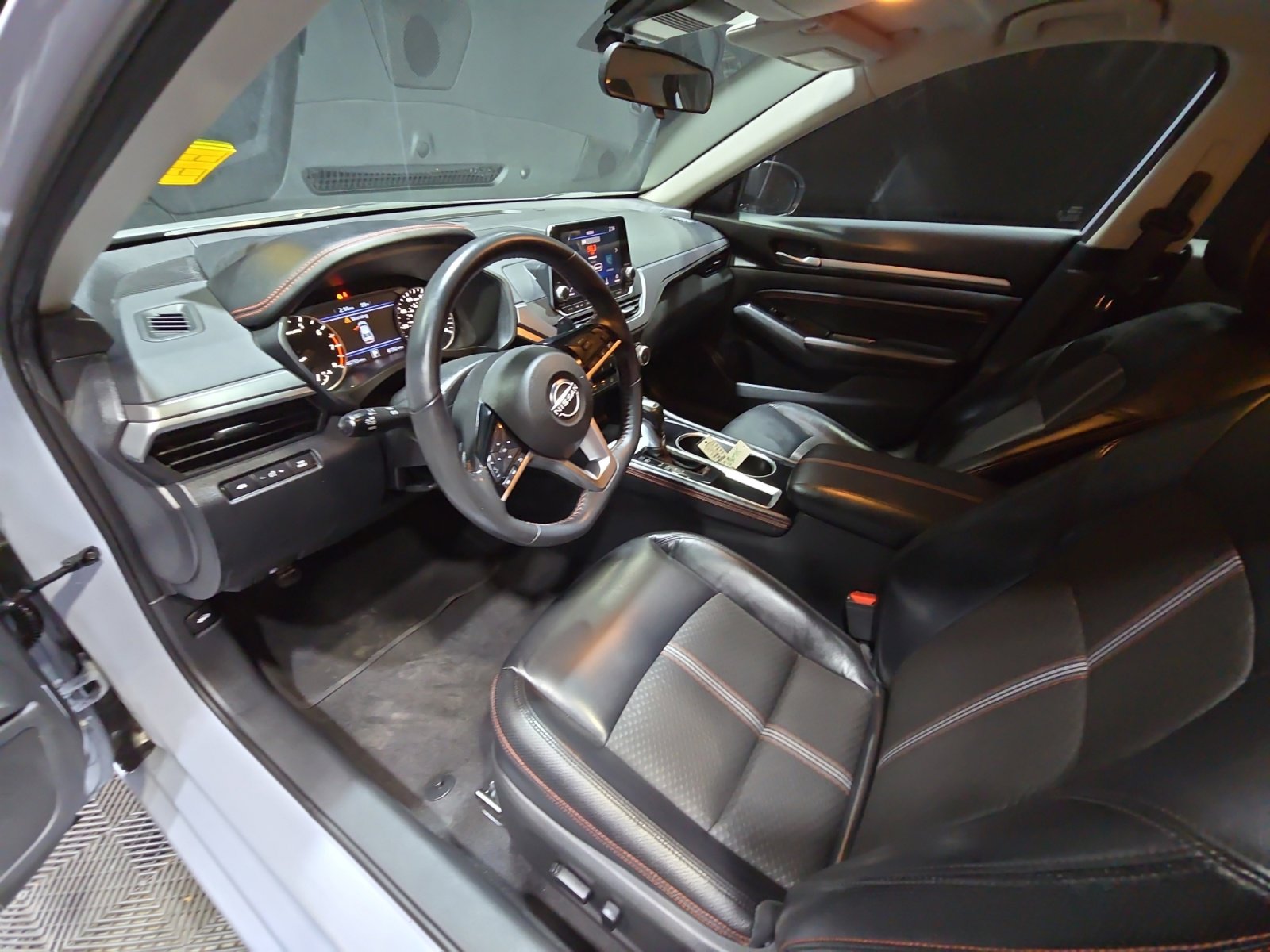 Used 2023 Nissan Altima 2.5 SR image 33