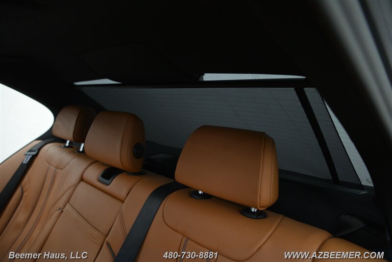 Used 2022 BMW M550i xDrive w/ Executive Package AWD/4WD image 29