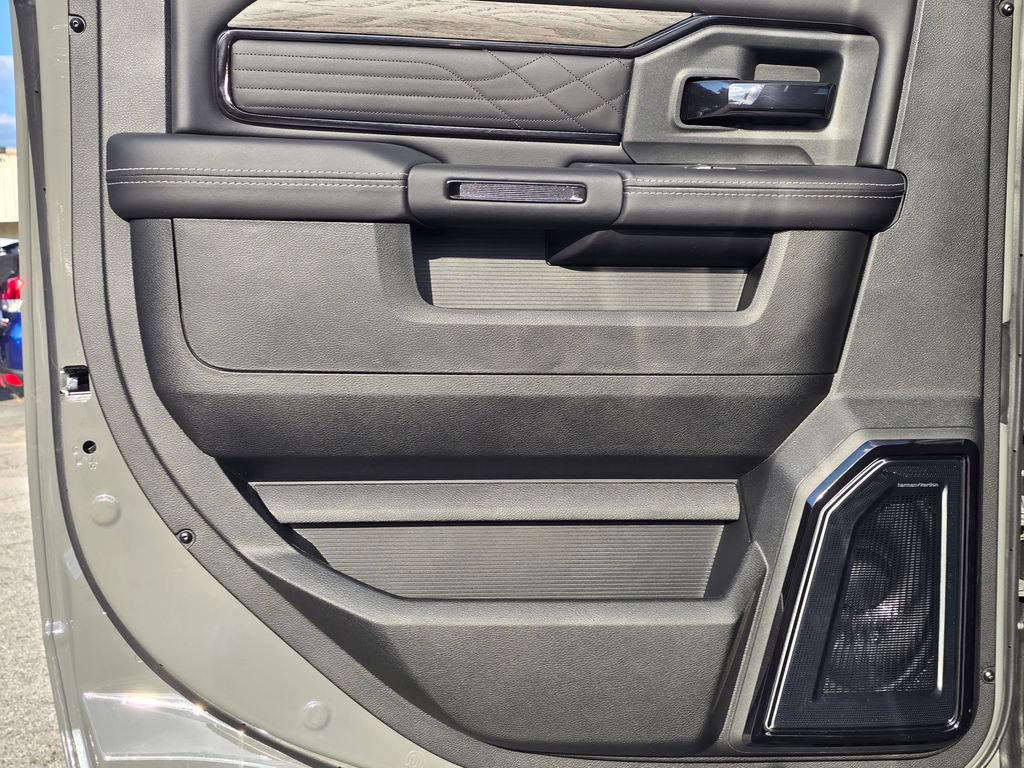 New 2026 RAM 2500 Limited image 37