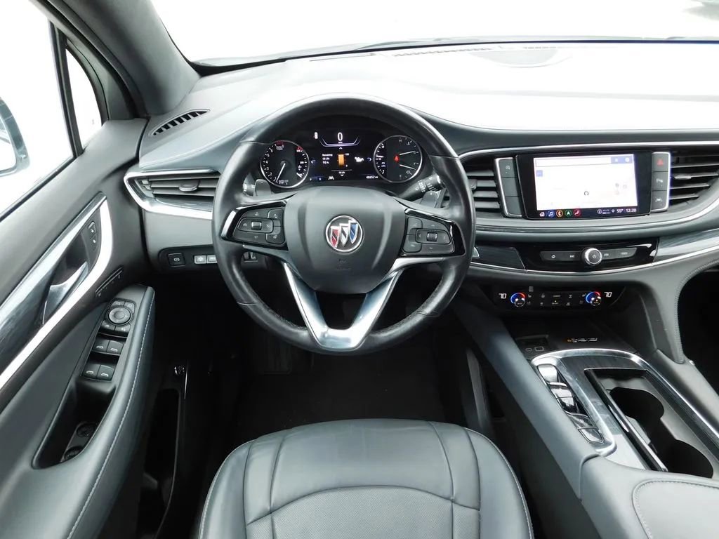 Used 2024 Buick Enclave Premium image 14