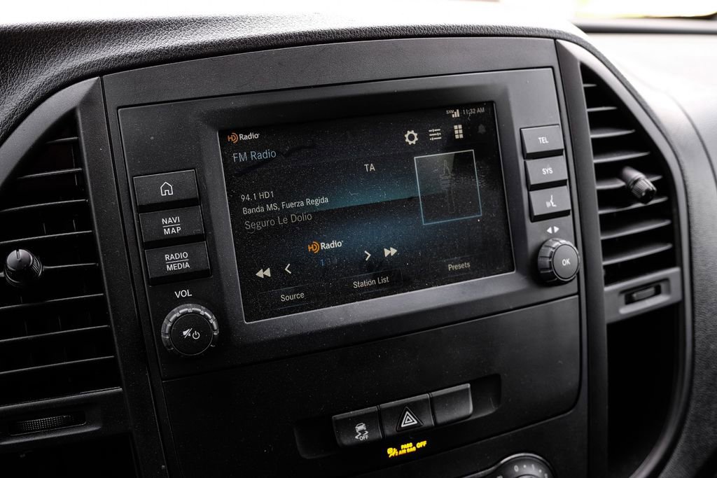 Used 2023 Mercedes-Benz Metris image 28