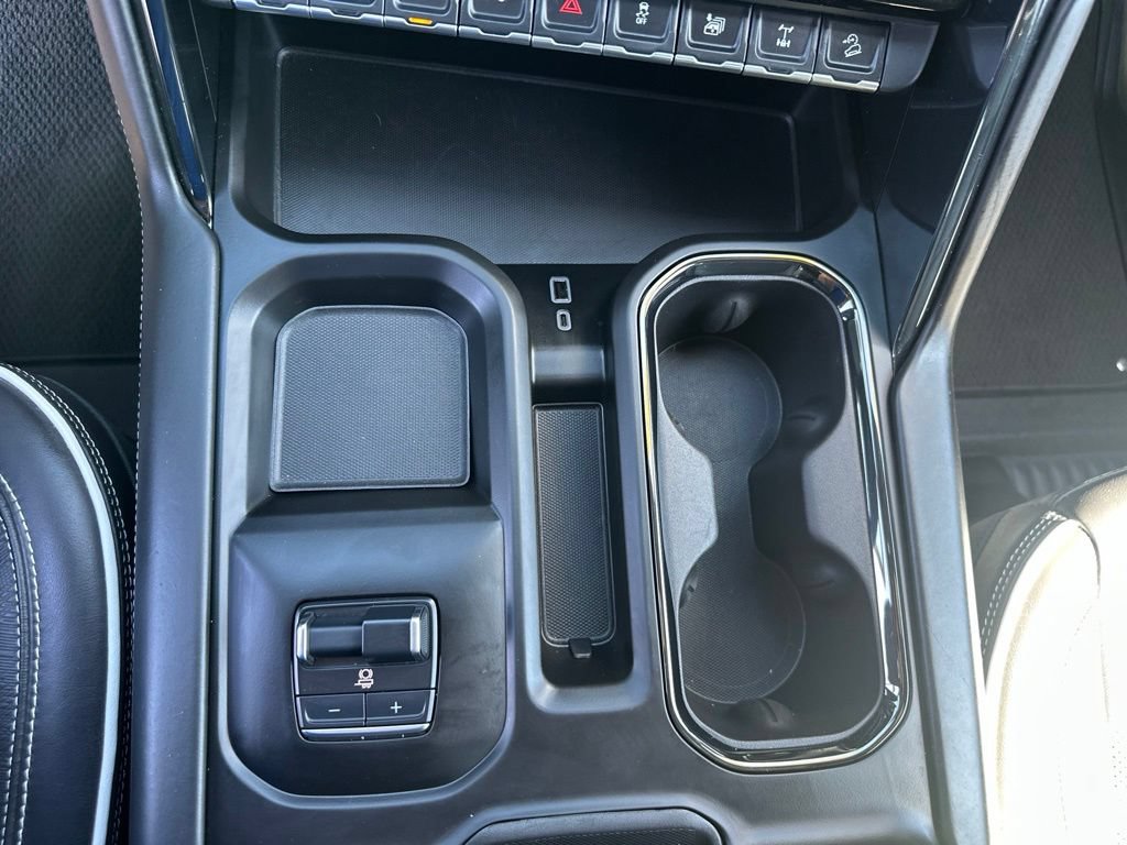 Certified 2025 GMC Sierra 2500 AT4X AWD/4WD image 5