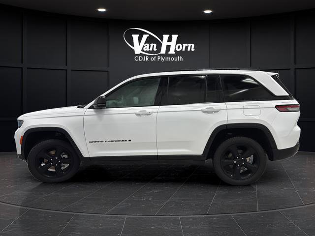 Used 2025 Jeep Grand Cherokee Limited w/ Black Appearance Package image 6