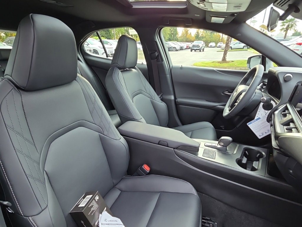 New 2025 Lexus UX 300h AWD image 21