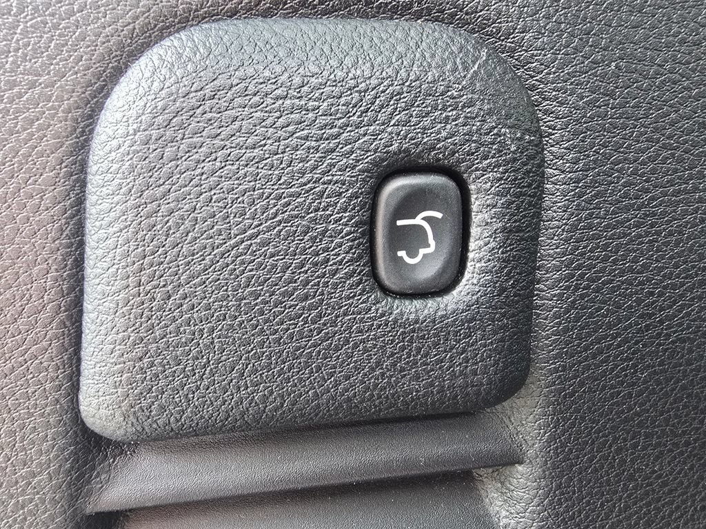 Used 2016 Jeep Grand Cherokee Limited 75th Anniversary AWD/4WD image 16