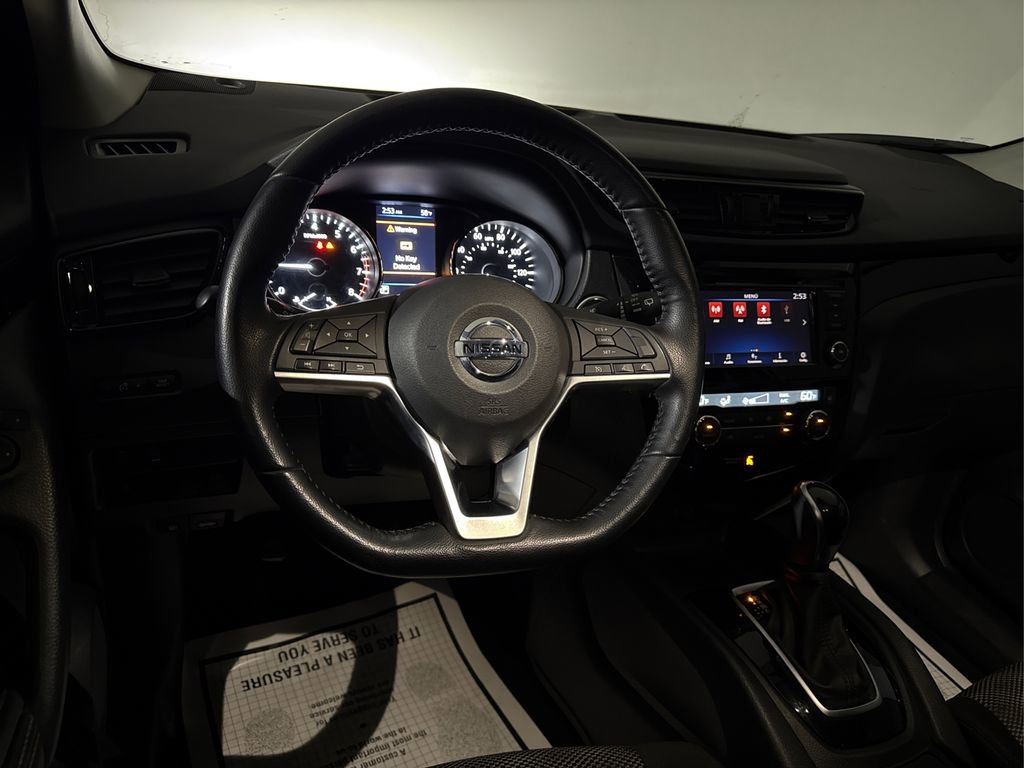 Used 2021 Nissan Rogue Sport SV FWD image 20