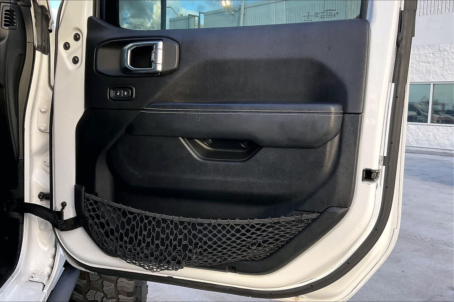 Used 2020 Jeep Gladiator Rubicon AWD/4WD image 28