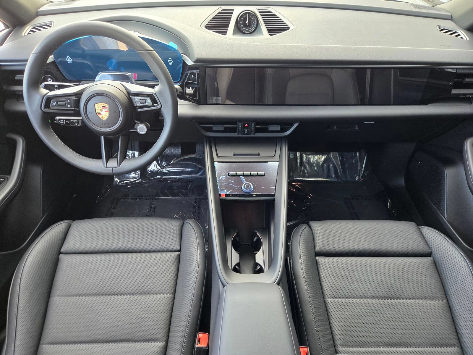 New 2026 Porsche Macan 4 Electric AWD/4WD image 13