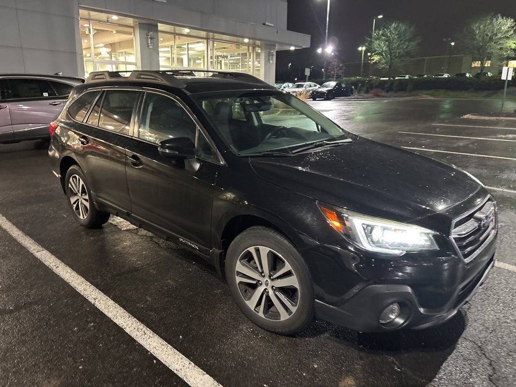 Used 2018 Subaru Outback 3.6R Limited image 3
