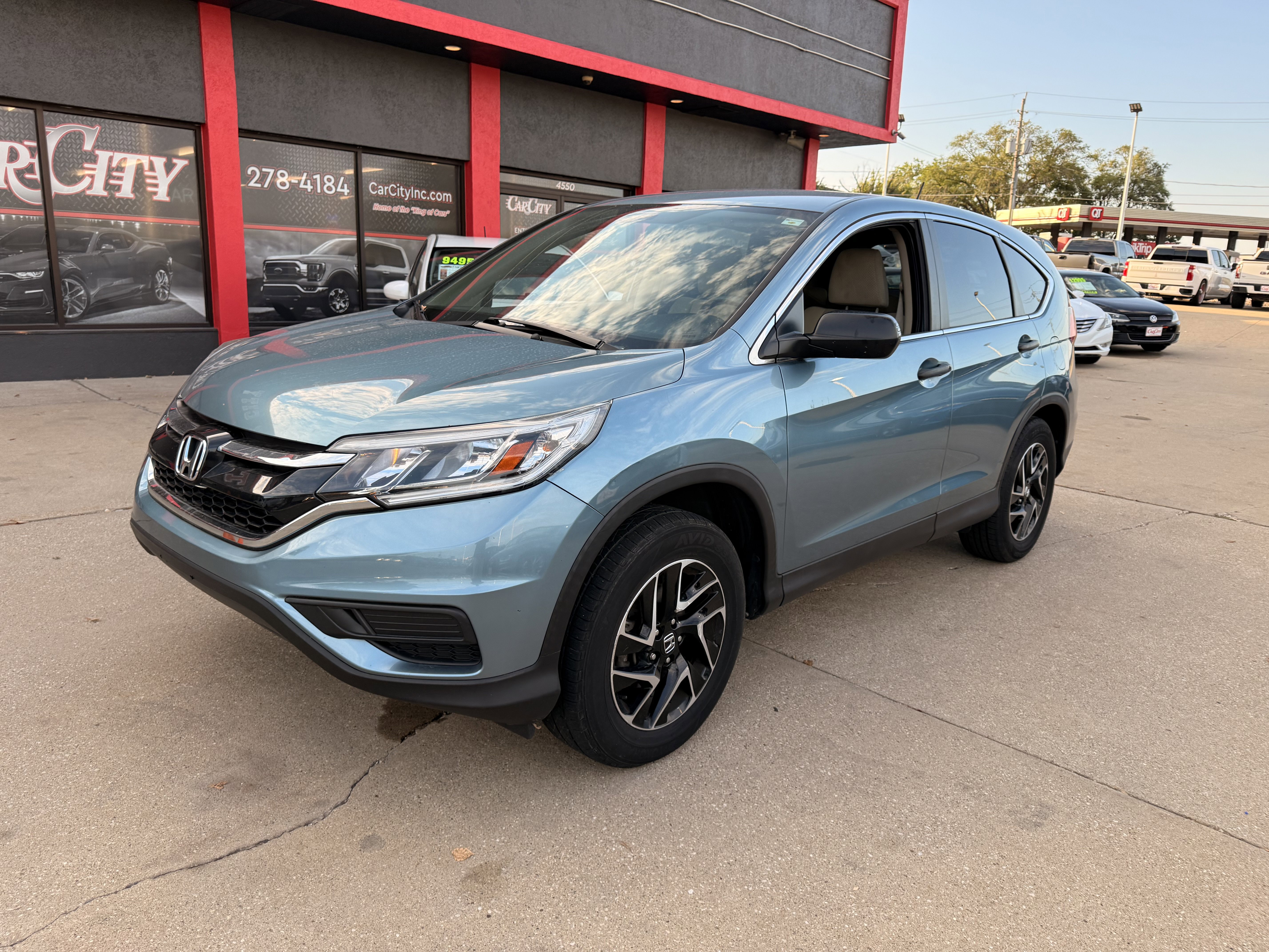 Used 2016 Honda CR-V SE image 1