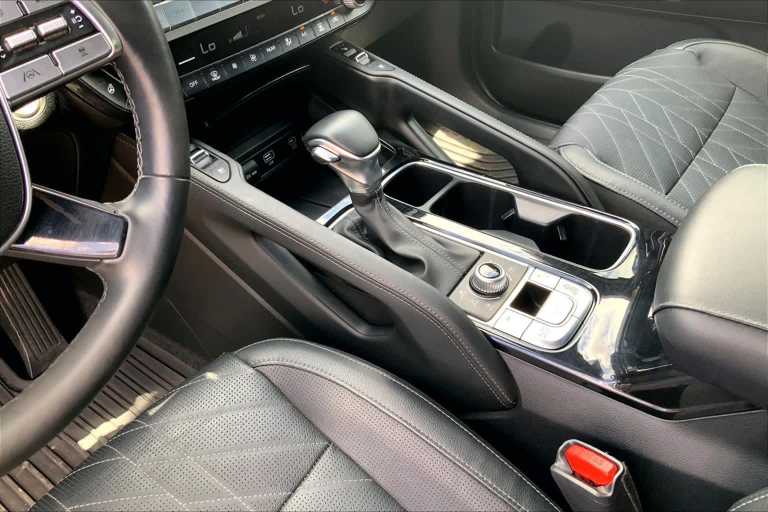 Used 2023 Kia Telluride EX X-Line AWD/4WD image 16