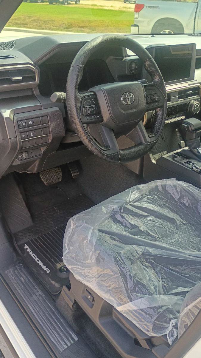 New 2026 Toyota Tacoma SR5 AWD/4WD image 11