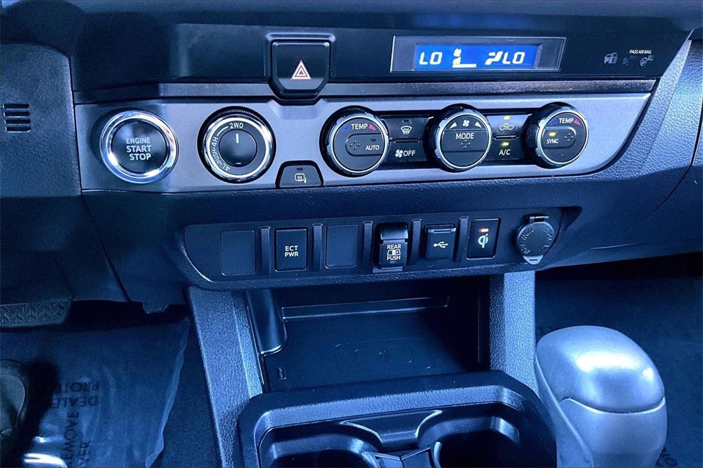 Certified 2023 Toyota Tacoma TRD Off-Road image 16