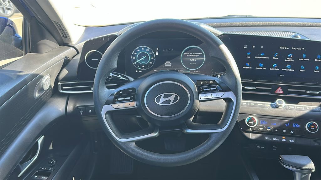 Certified 2024 Hyundai Elantra SEL image 22