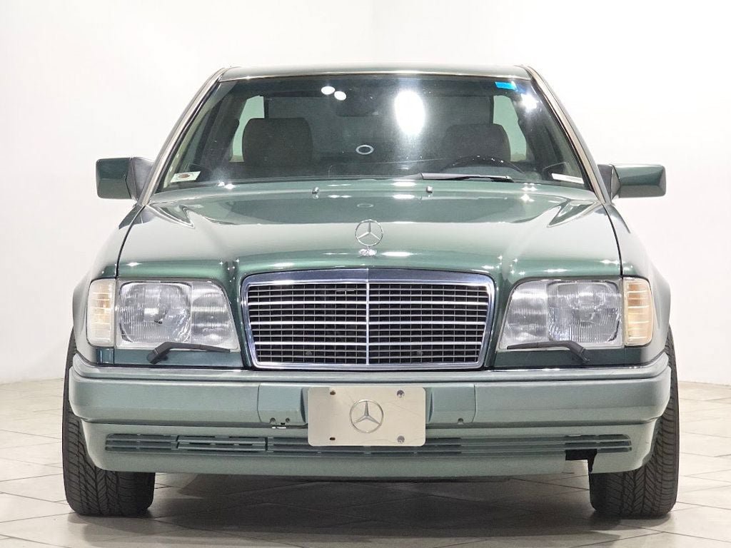 Used 1994 Mercedes-Benz E 320 Coupe image 9