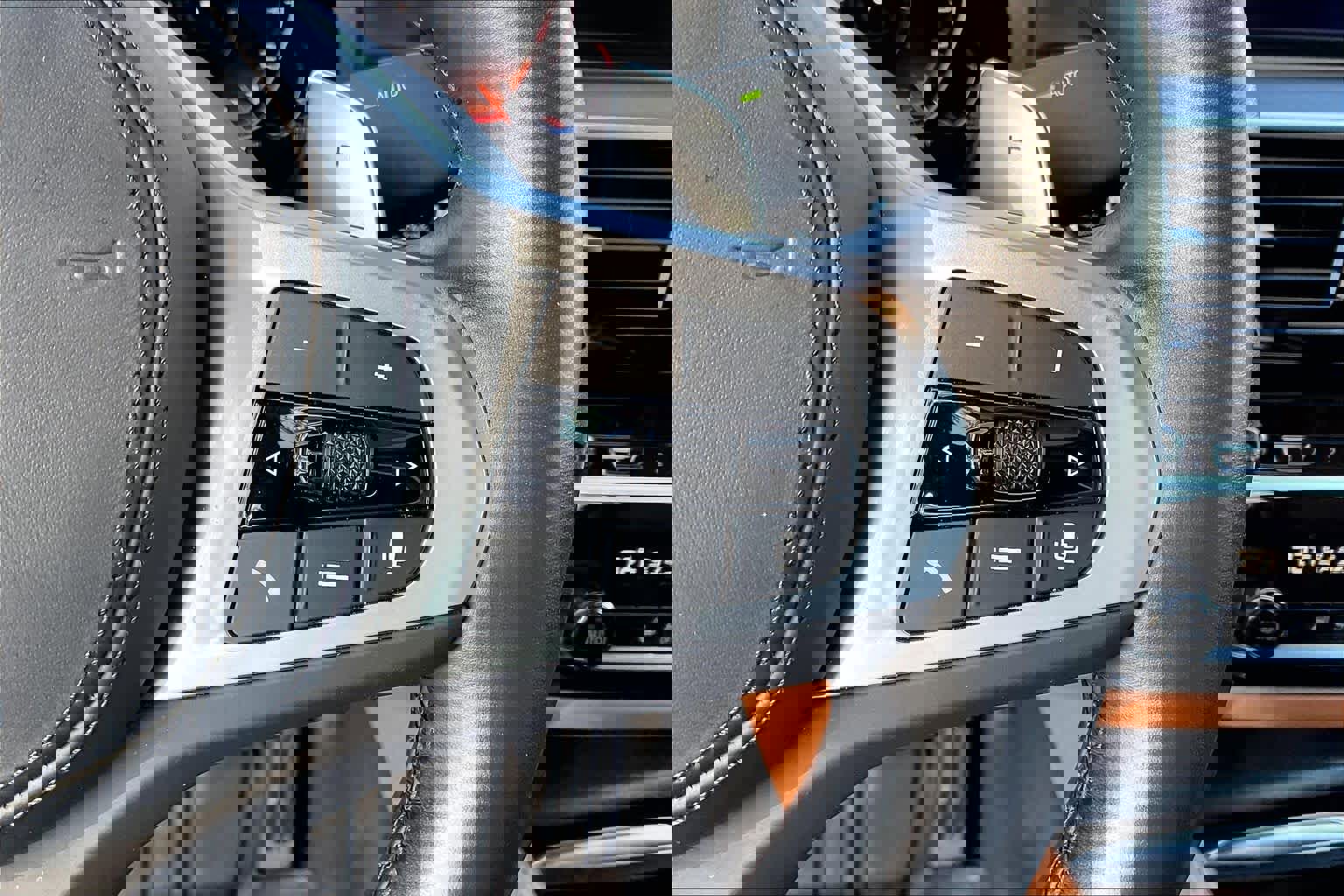 Used 2023 BMW M550i xDrive M550i xDrive w/ Executive Package image 20