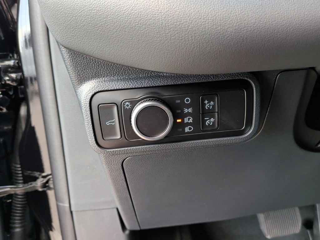 New 2027 Ford Explorer Active RWD image 15