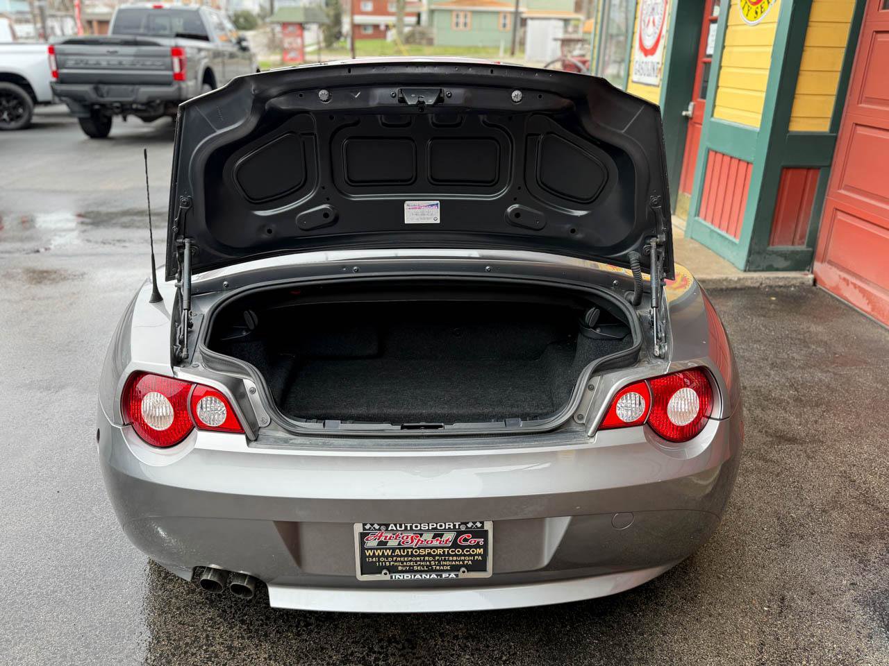 Used 2005 BMW Z4 2.5i image 20